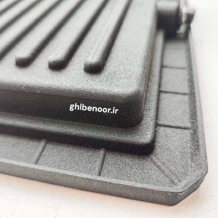 پروژکتور ال ای دی 150 وات ضدآب آبان شاه چراغ